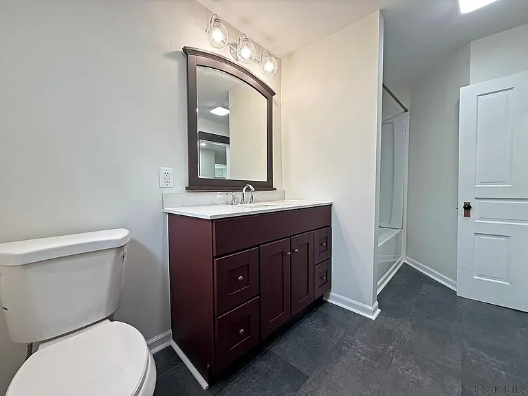 900 Somerset Ave #2 — Photo 19