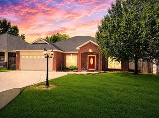 540 Springwood Dr, Conroe, TX 77385