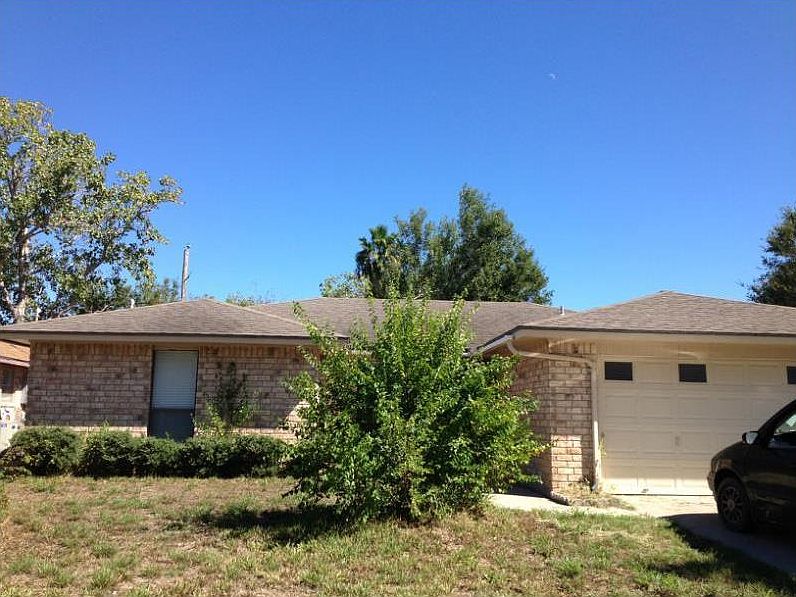 1st image of 4017 Wagner Lee Dr