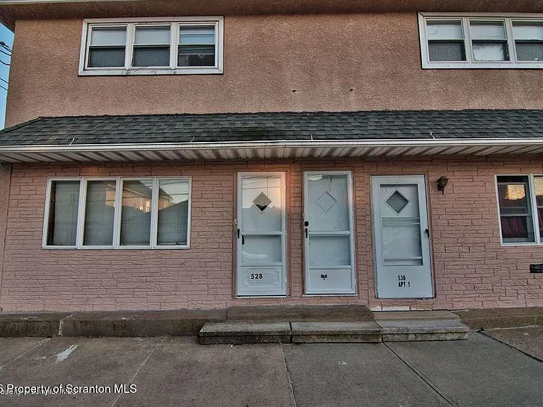 530 S Main St — Photo 2