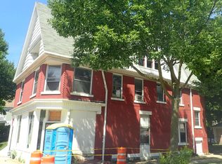 2300 W Clarke St #2302, Milwaukee, WI 53206