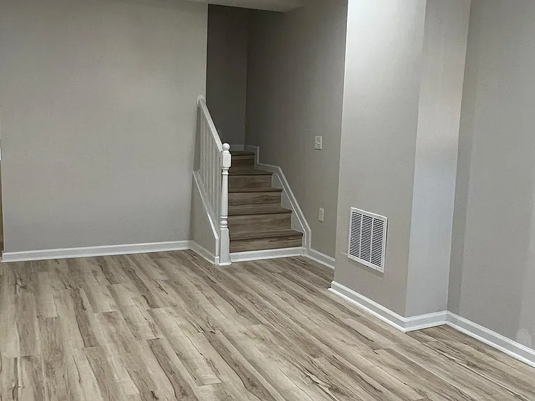 2329 E Fayette St — Photo 2