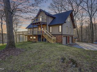 709 Ballards Pvt Dr, Blountville, TN 37617