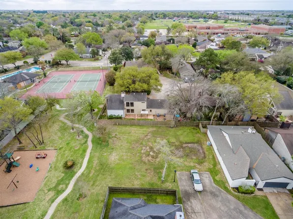 12800 Briar Forest Dr Unit 94, Houston, TX 77077