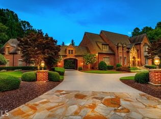 800 Hawks Nest Ct, Ball Ground, GA 30107