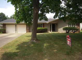 2157 E Meadow Dr, Springfield, MO 65804