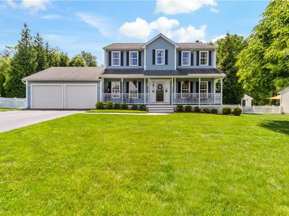 7 Mountain Laurel Dr, Coventry, RI 02816