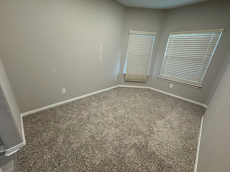 3200 Pinnacle Cv #B — Photo 12