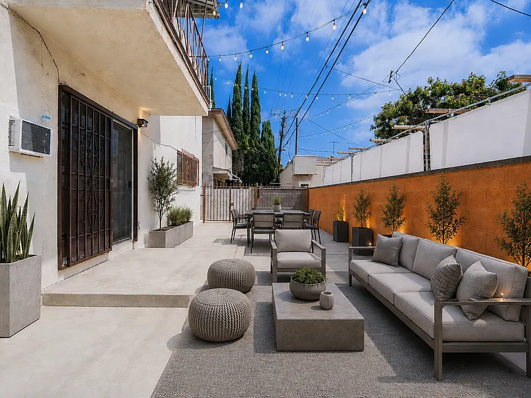 patio virtual stage