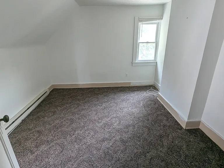 297 Dartmouth St — Photo 13