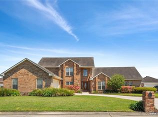 3617 Lake Aspen Dr W, Gretna, LA 70056