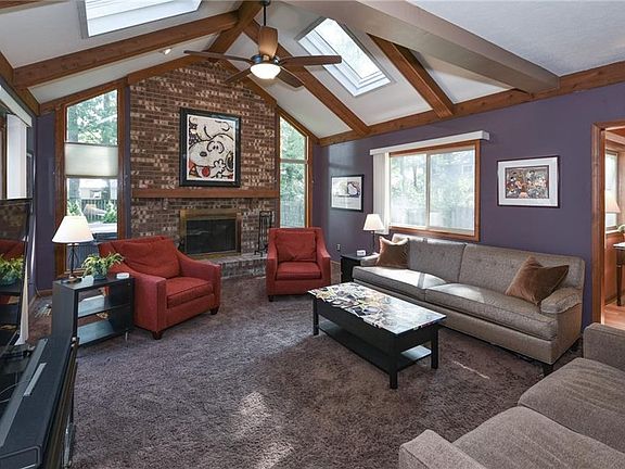 5th image of 25815 Briarwood Ct