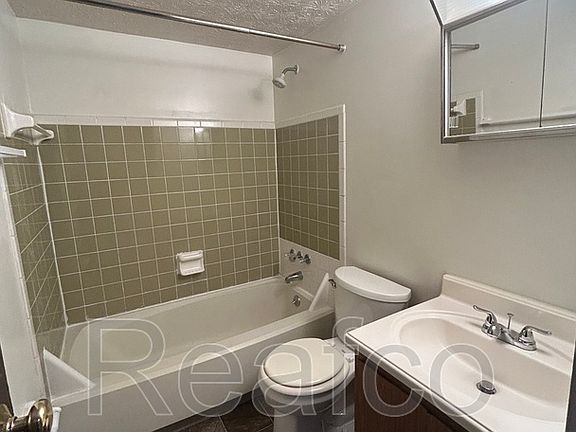 3rd image of 1588 Harvester Ln