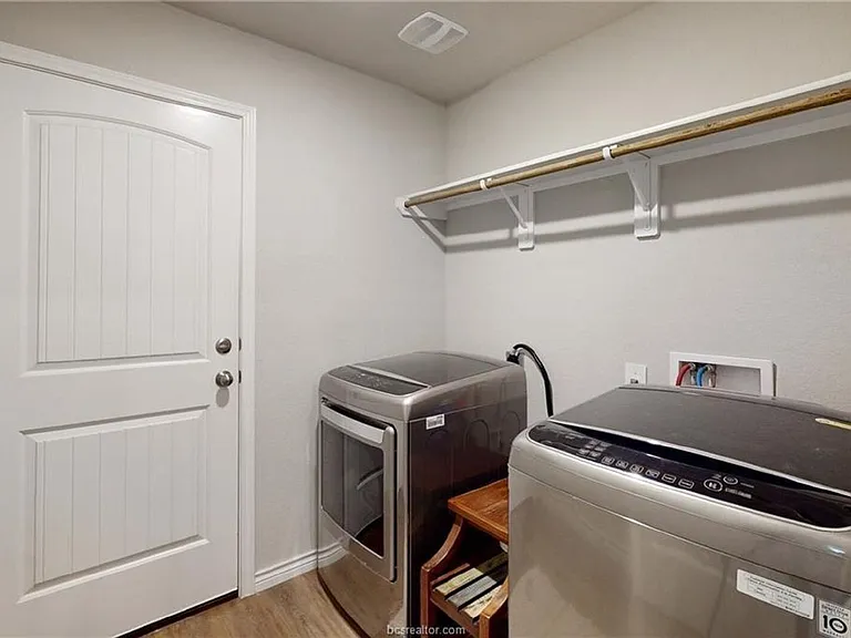6214 Darlington Ave — Photo 10