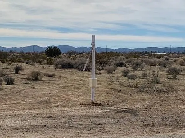 1 Lemon St, Hesperia, CA 92345