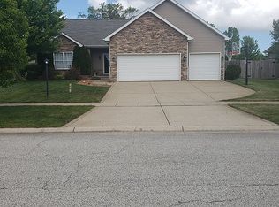 253 Falcon Way, Valparaiso, IN 46385