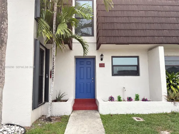1606 NW 90th Way #1606, Pembroke Pines, FL 33024