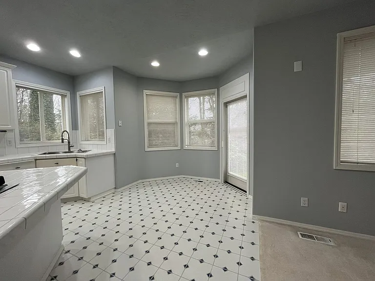 14785 SE 132nd Ave — Photo 13