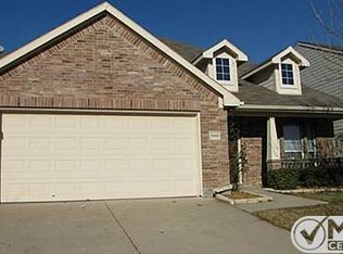 10640 Highland Ridge Rd, Fort Worth, TX 76108