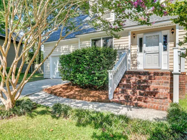 1885 Paddy Pl, Charleston, SC 29407
