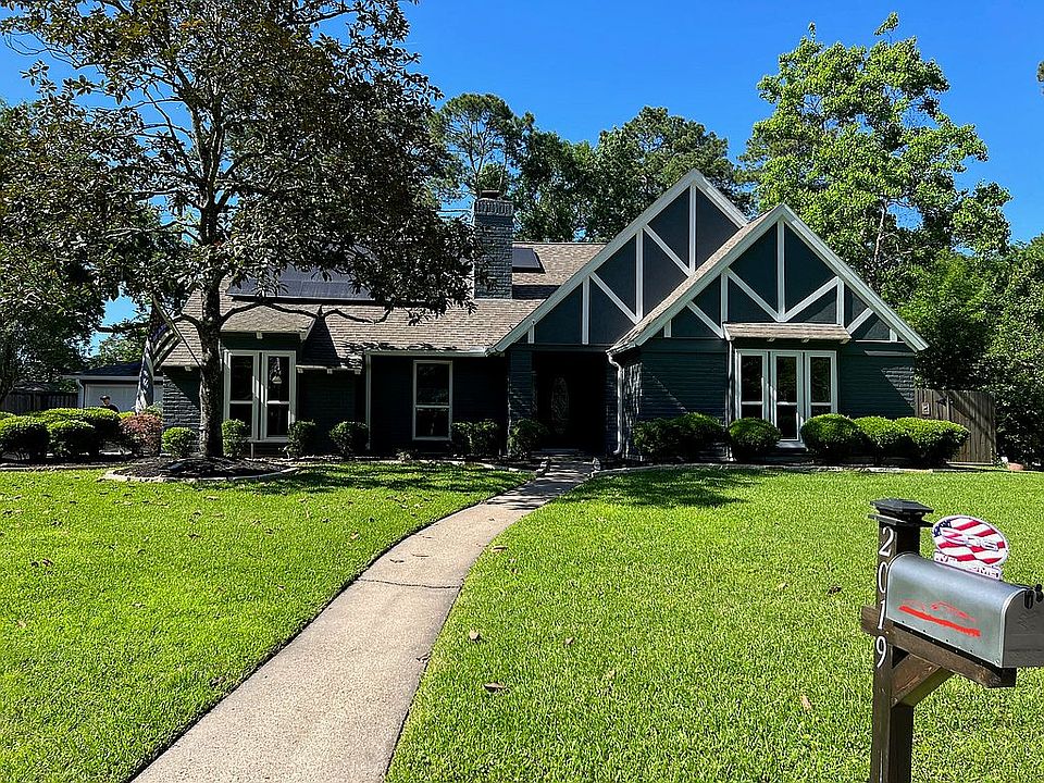 2nd image of 2019 Grove Lake Dr