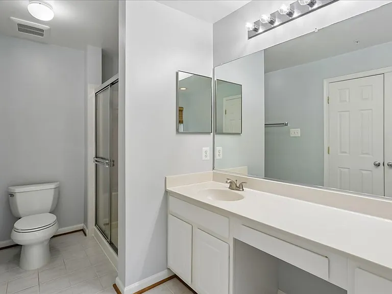 2943 Saint Helen Cir — Photo 20