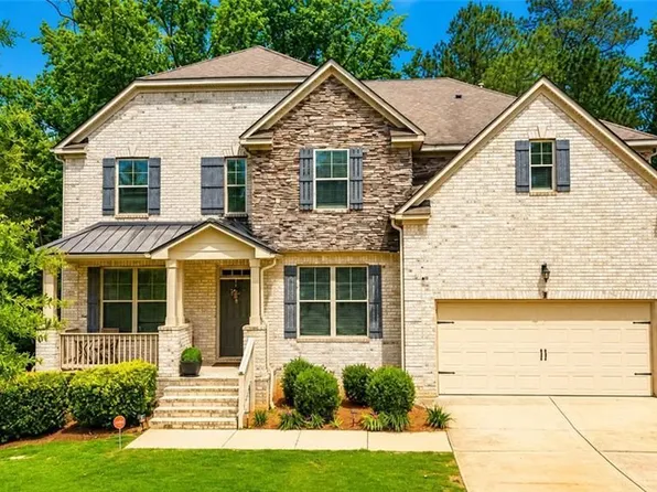 3281 Alhambra Cir, Hampton, GA 30228