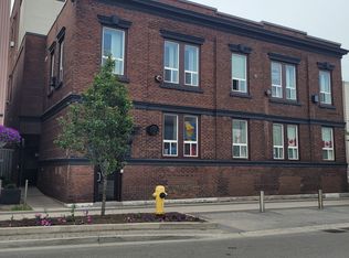 19 Dunlop St W #203, Barrie, ON L4N 1A1