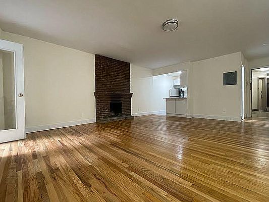 1st image of 47 W 75th St #1R