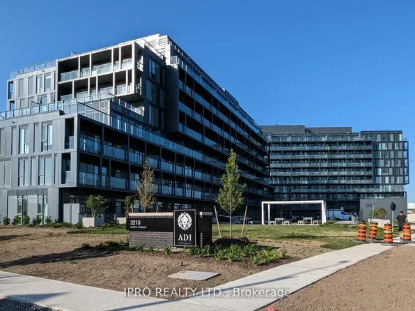 3200 Dakota Cmn, Burlington, ON