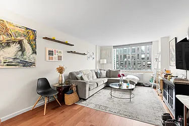 275 Greenwich Street #9DS in Tribeca, Manhattan | StreetEasy