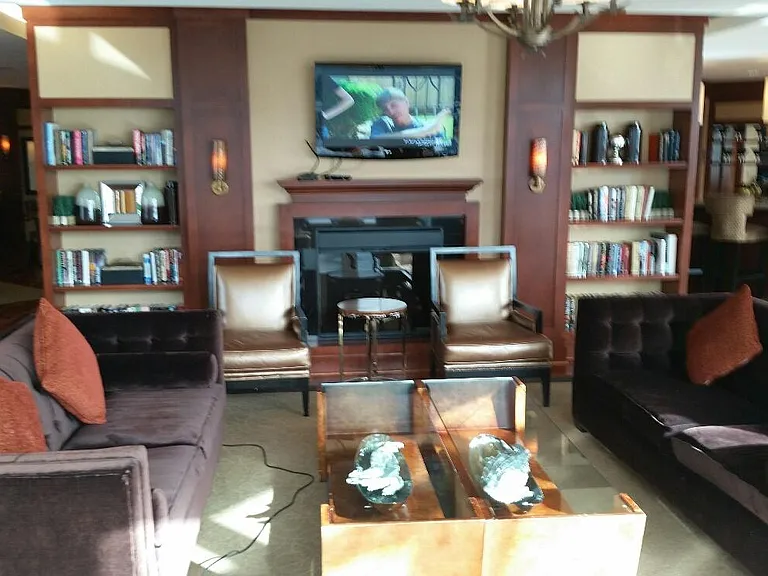 8220 Crestwood Heights Dr — Photo 16