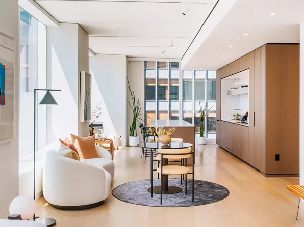 100 East 53rd Street image 6 of 23