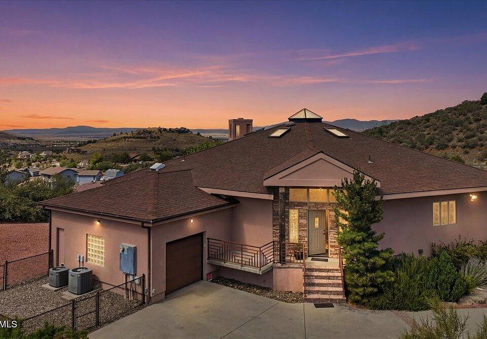 1st image of 205 N Angeline Cir