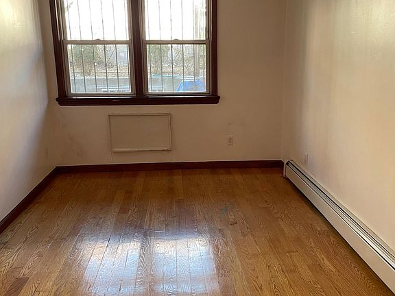 3rd image of 5925 Xenia St Floor 1