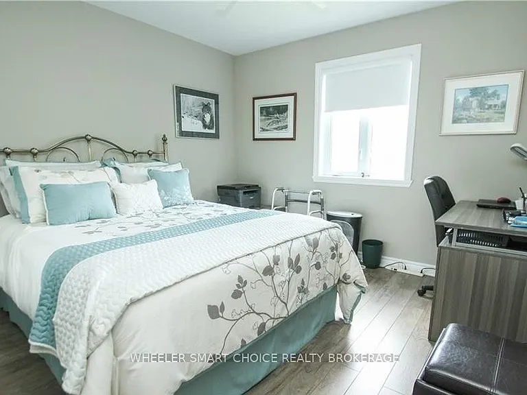226 1st St W #214 — Photo 18