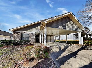 169 Cameron Way Cir, Winston Salem, NC 27103