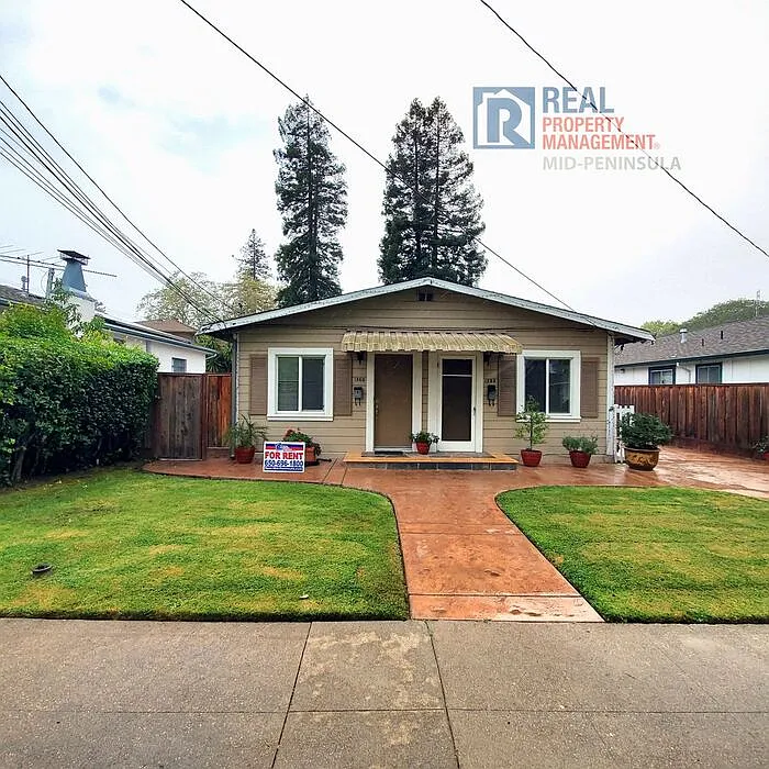 1260 Nadina St photo 1
