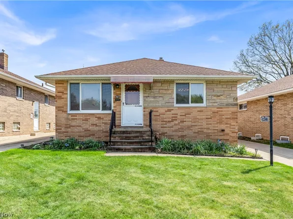 3023 Norris Ave, Parma, OH 44134