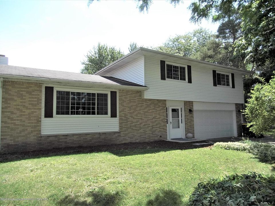 1st image of 735 Arbor Vitae Dr