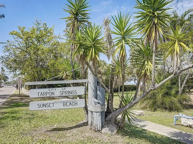 416 Windrush Bay Dr — Photo 31
