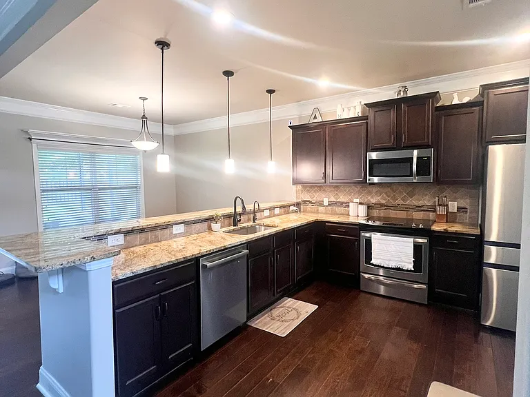 230 Misty Valley Ln — Photo 10