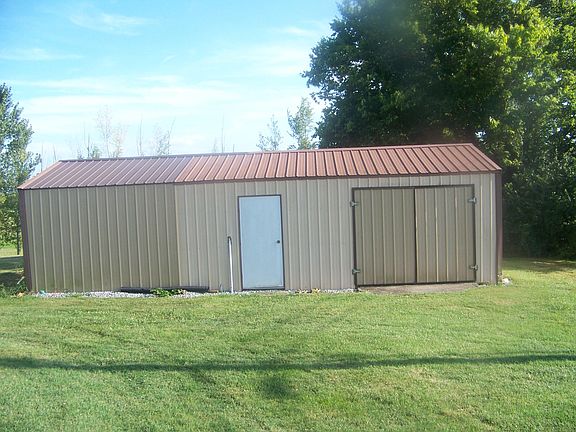 4th image of 971 Elizaville Ave