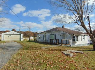 137 Burr Rd, Mount Lookout, WV 26678