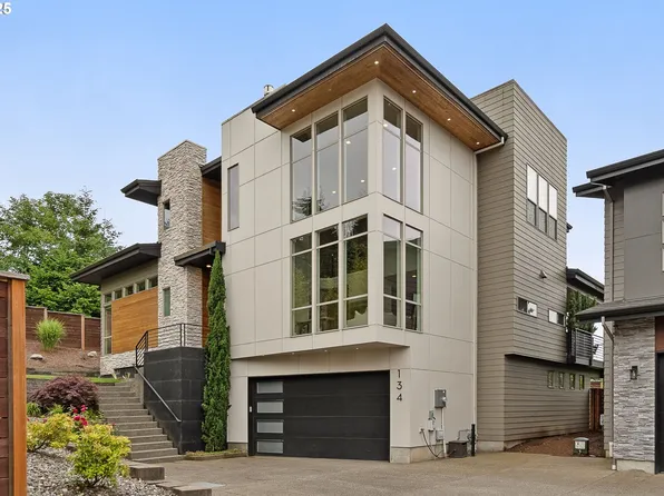 134 N 45th Cir, Camas, WA 98607