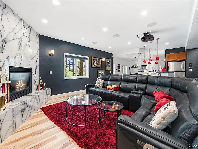 10796 Quail Creek Dr E — Photo 38
