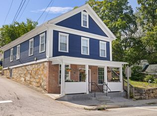 48 Main St #2, Hope, RI 02831