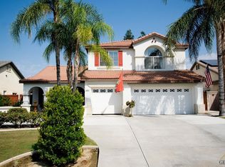 8804 Sandpines Dr, Bakersfield, CA 93312