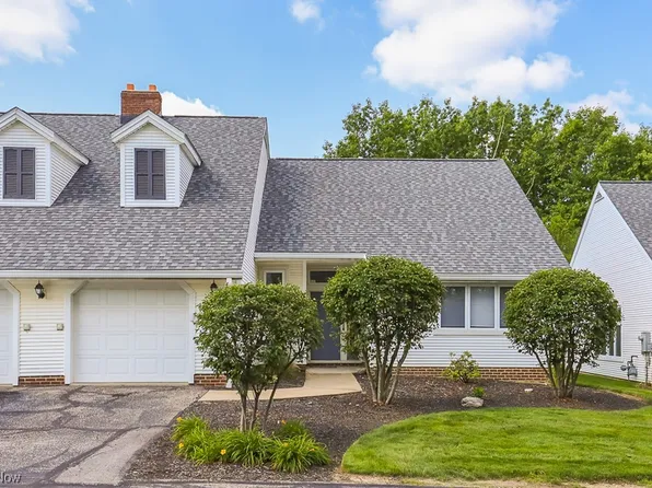 5770 Emerald Ridge Pkwy #B, Solon, OH 44139