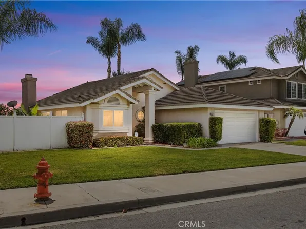 29037 River Run Ln, Highland, CA 92346